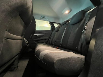 Peugeot 3008 BlueHDi 130 S&S Active (13)