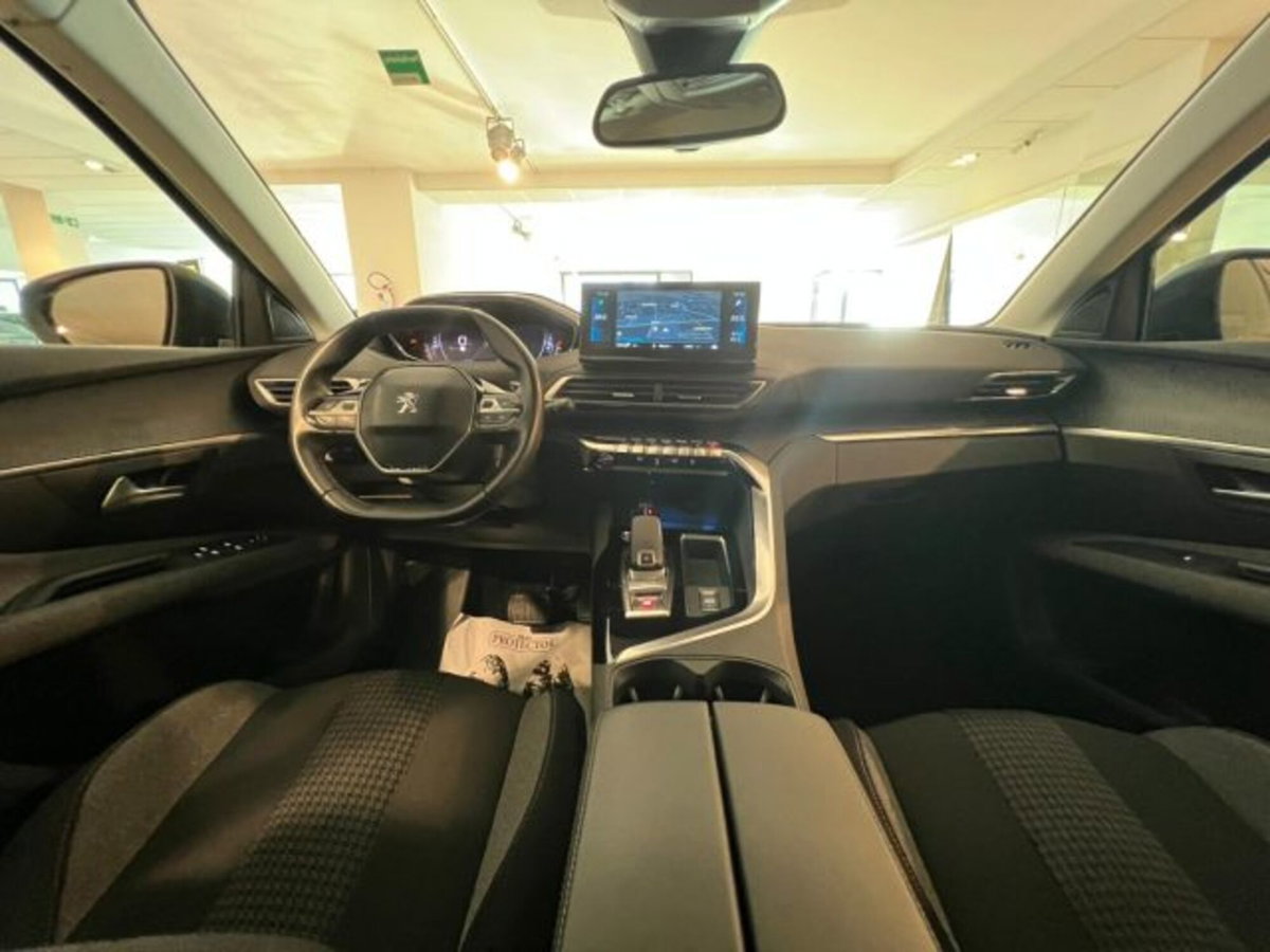 Peugeot 3008 BlueHDi 130 S&S Active (8)
