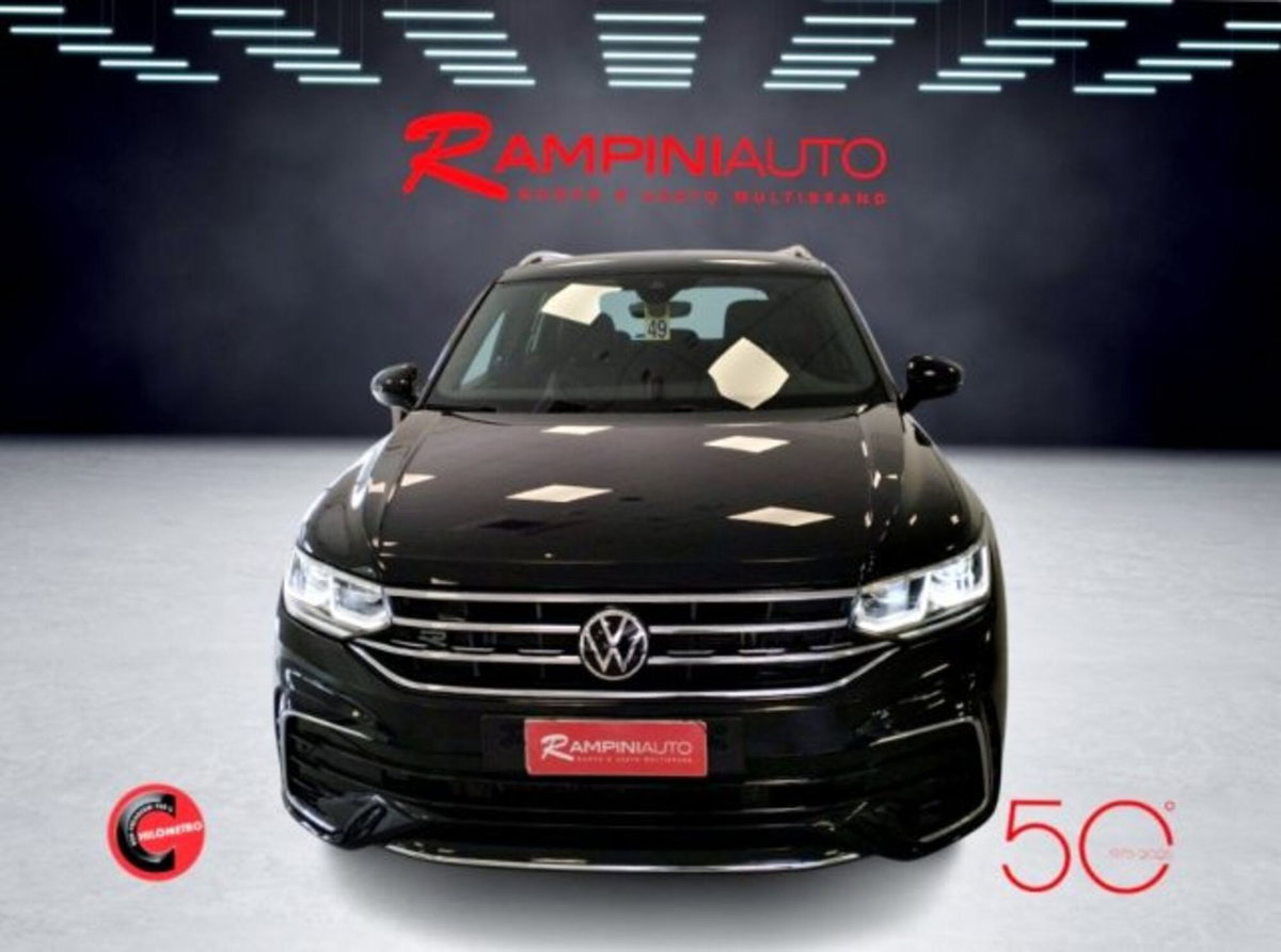 Volkswagen Tiguan 2.0 TDI 150 CV SCR DSG 4MOTION R-Line (3)