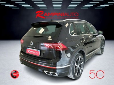 Volkswagen Tiguan 2.0 TDI 150 CV SCR DSG 4MOTION R-Line (9)
