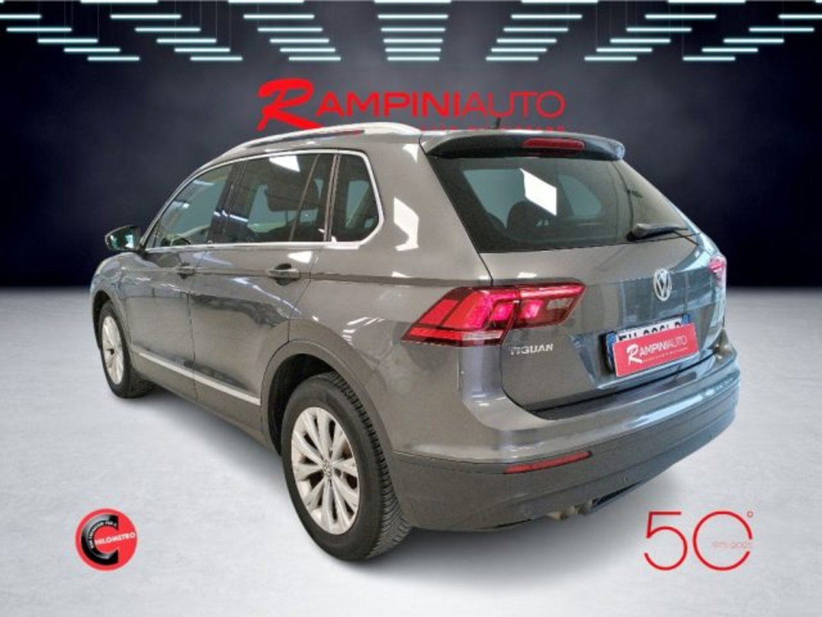 Volkswagen Tiguan 1.6 TDI SCR Business BlueMotion Technology (11)