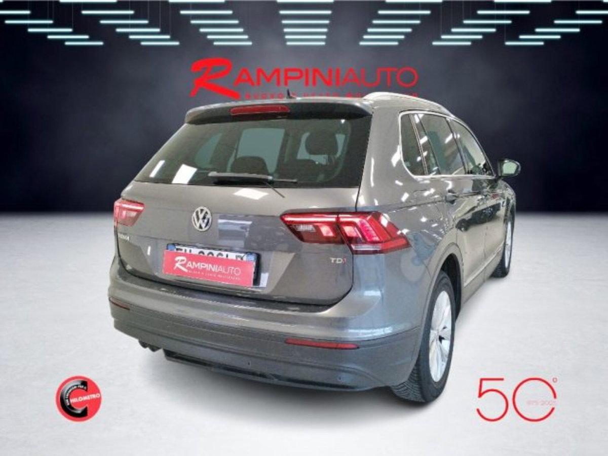 Volkswagen Tiguan 1.6 TDI SCR Business BlueMotion Technology (9)