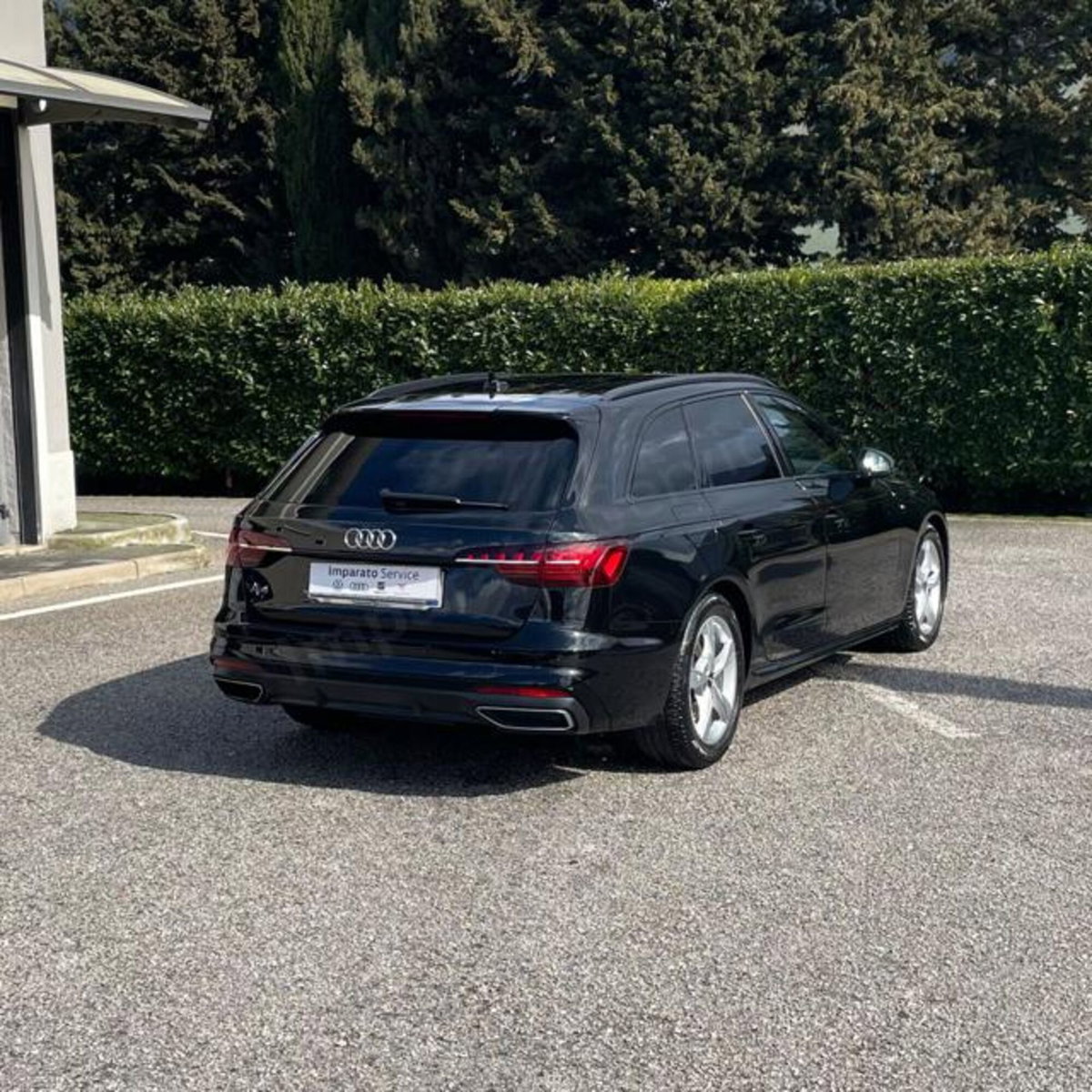 Audi A4 Avant 30 TDI/136 CV S tronic S line edition (6)