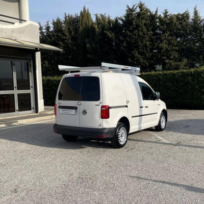 Volkswagen Veicoli Commerciali Caddy 2.0 TDI 122 CV 4MOTION Kombi (6)