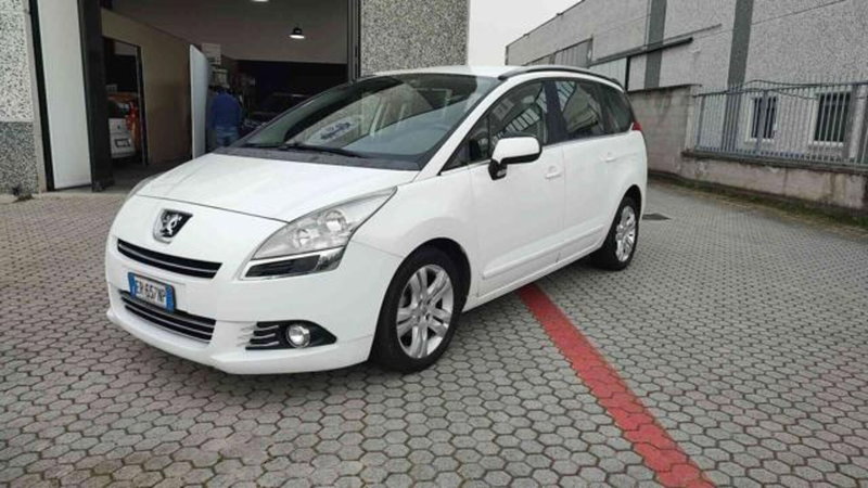 Peugeot 5008 1.6 e-HDi 115CV Stop&Start cambio robotizzato Active