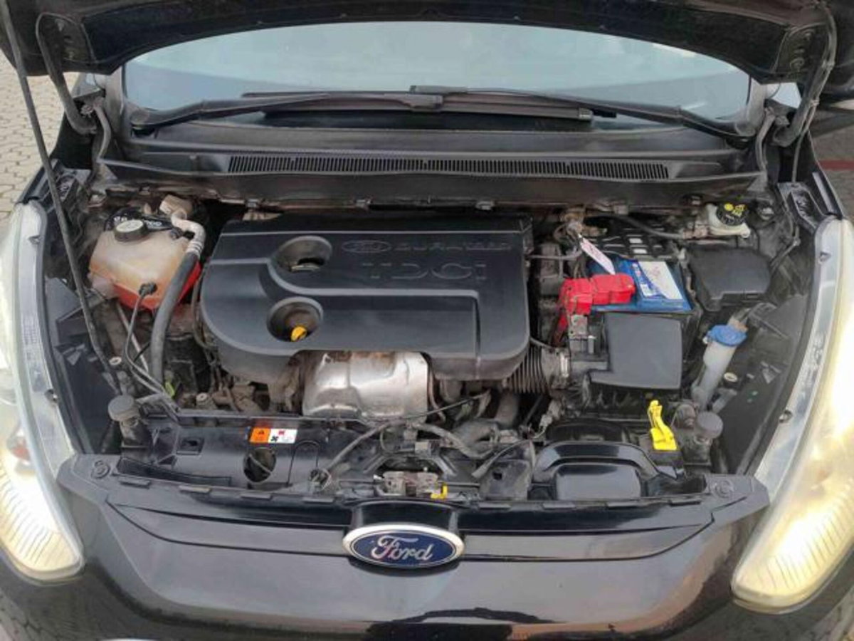 Ford B-Max B-Max 1.5 TDCi 75 CV Titanium (10)