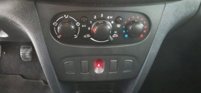 Dacia Sandero 1.0 SCe 12V 75CV Ambiance N1 (12)
