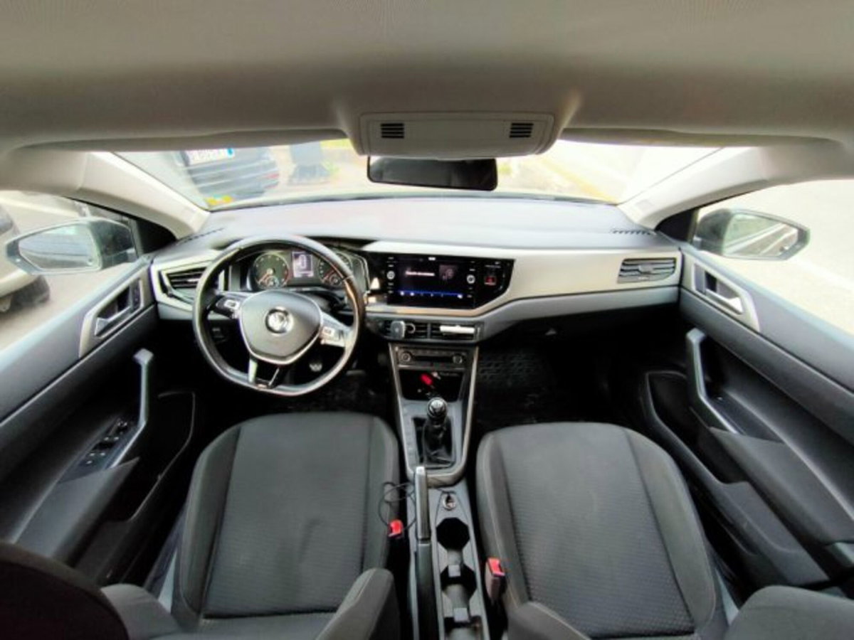 Volkswagen Polo 1.0 TGI 5p. Comfortline BlueMotion Technology (9)