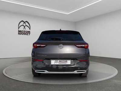 Opel Grandland X 1.6 Hybrid4 Plug-in aut. AWD (6)