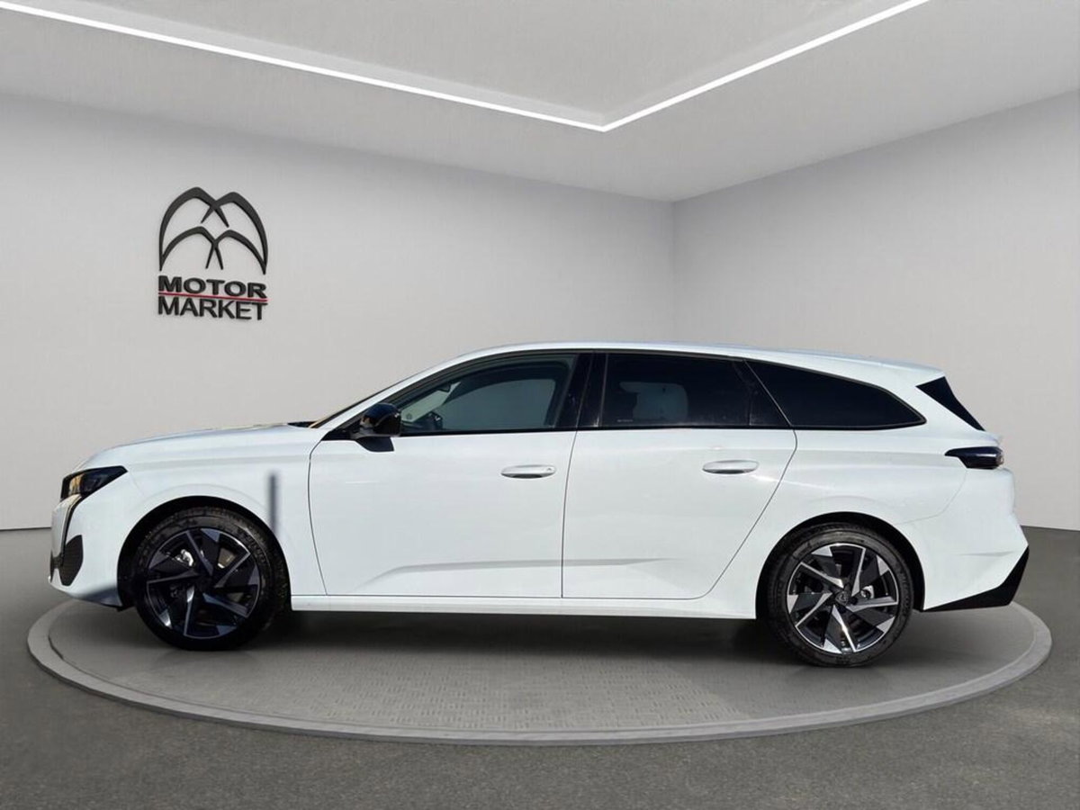 Peugeot 308 SW 1.2 hybrid Allure 136cv e-dcs 6 (5)