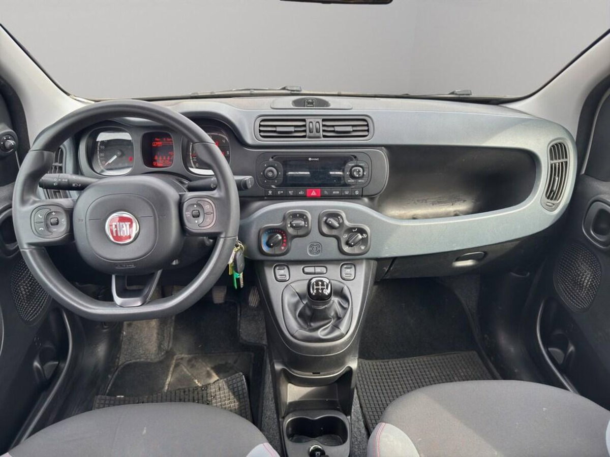 Fiat Panda 1.3 MJT 95 CV S&S 4x4 (13)