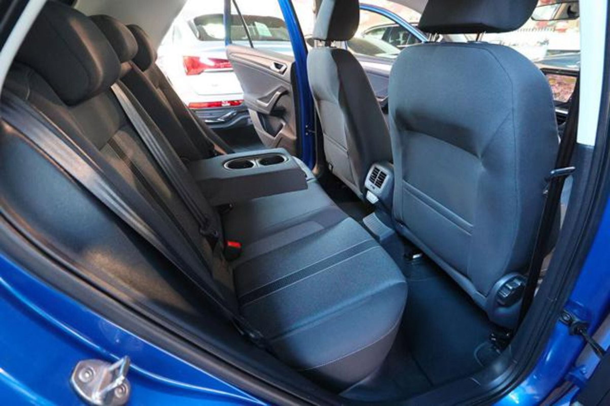 Volkswagen T-Roc 2.0 tdi Life 150cv dsg (18)