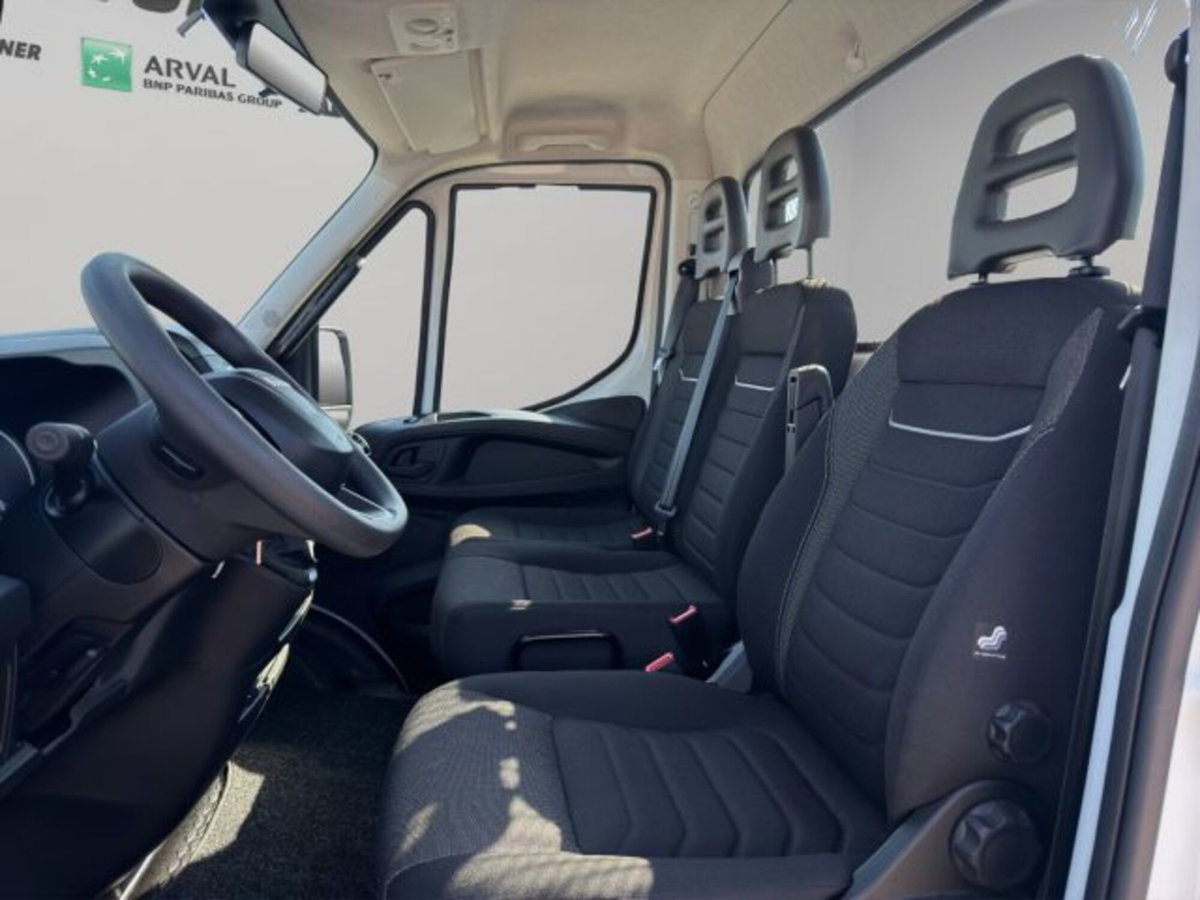 Iveco Daily Telaio 35C14H BTor 2.3 HPT PLM-RG Cabinato (7)