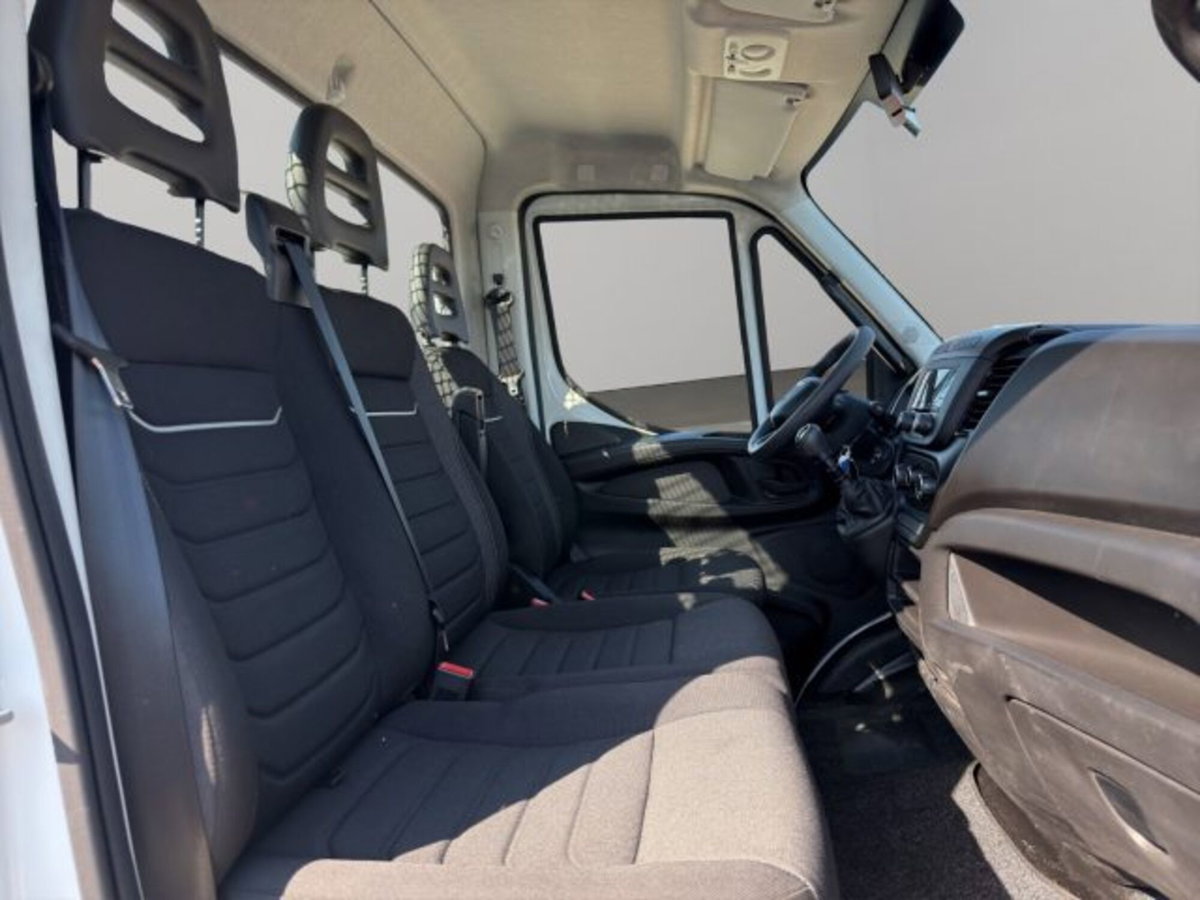 Iveco Daily Telaio 35C14H BTor 2.3 HPT PLM-RG Cabinato (8)