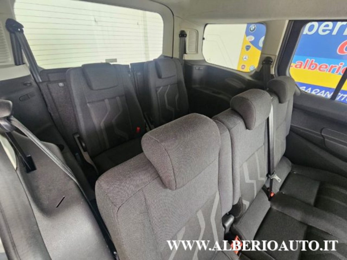 Ford Tourneo Connect 7 1.6 TDCi 115 CV (12)