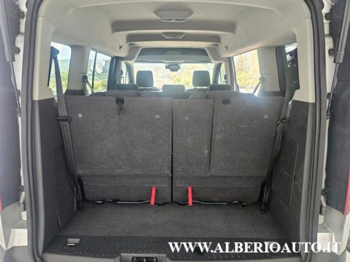 Ford Tourneo Connect 7 1.6 TDCi 115 CV (13)