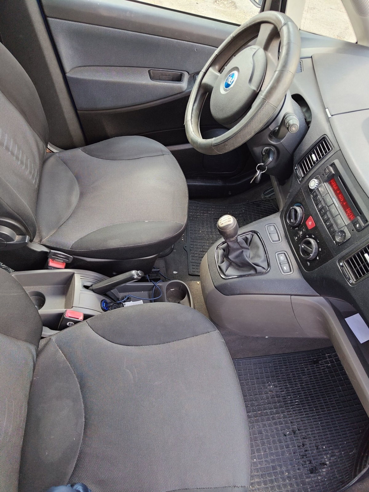 Fiat Idea 1.3 Multijet 16V 90 CV Dynamic (6)