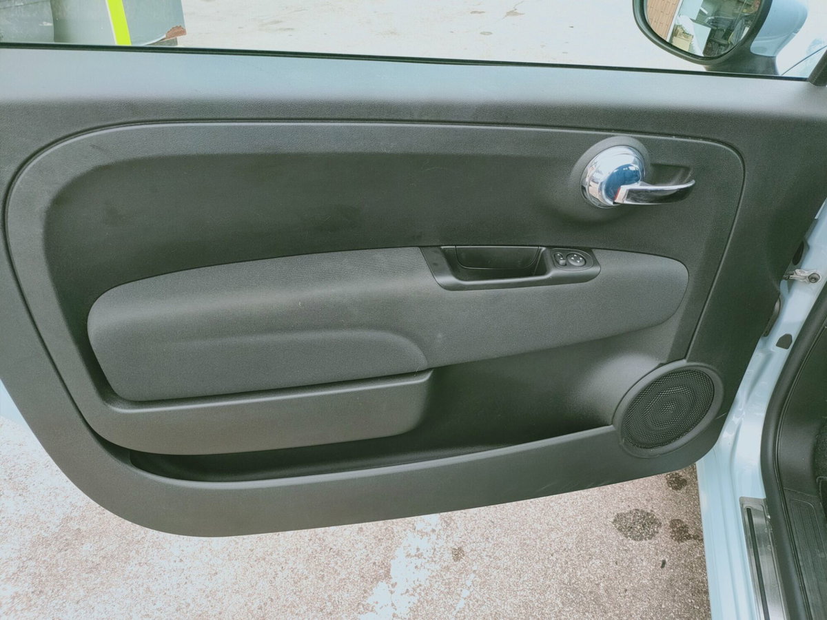 Fiat 500 1.0 Hybrid Red (13)