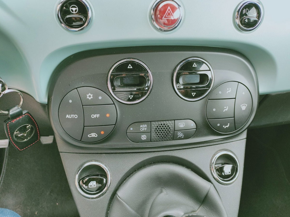 Fiat 500 1.0 Hybrid Red (15)