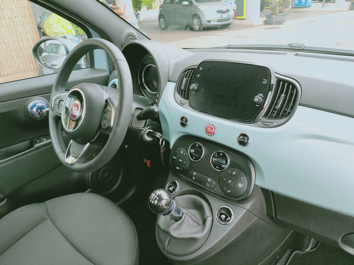 Fiat 500 1.0 Hybrid Red (17)