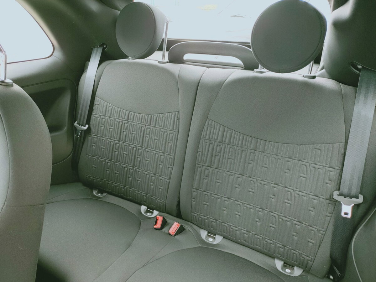 Fiat 500 1.0 Hybrid Red (19)