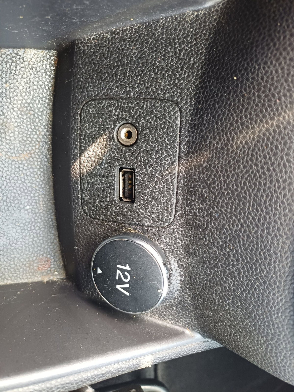 Ford Fiesta 1.5 TDCi 75CV 5 porte Titanium (15)