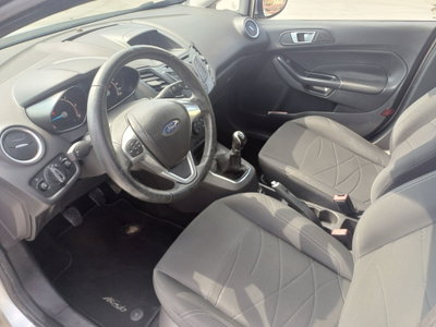 Ford Fiesta 1.5 TDCi 75CV 5 porte Titanium (10)