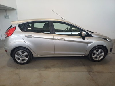 Ford Fiesta 1.5 TDCi 75CV 5 porte Titanium (5)