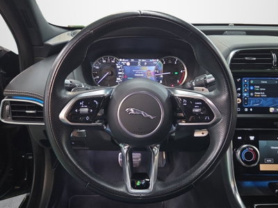 Jaguar XE 2.0 D 204 CV AWD aut. Black Edition (10)