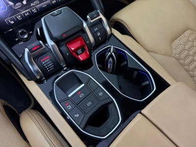 Lamborghini Urus 4.0 (12)