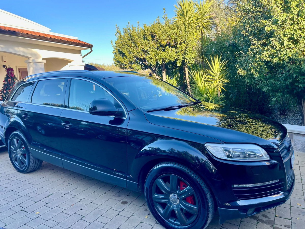 Audi Q7 3.0 V6 TDI 240 CV quattro tiptronic Advanced Plus (4)