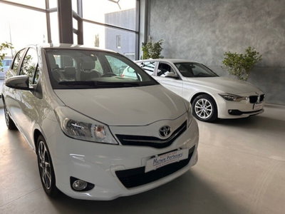 Toyota Yaris 1.D-4D 5 porte Active (3)