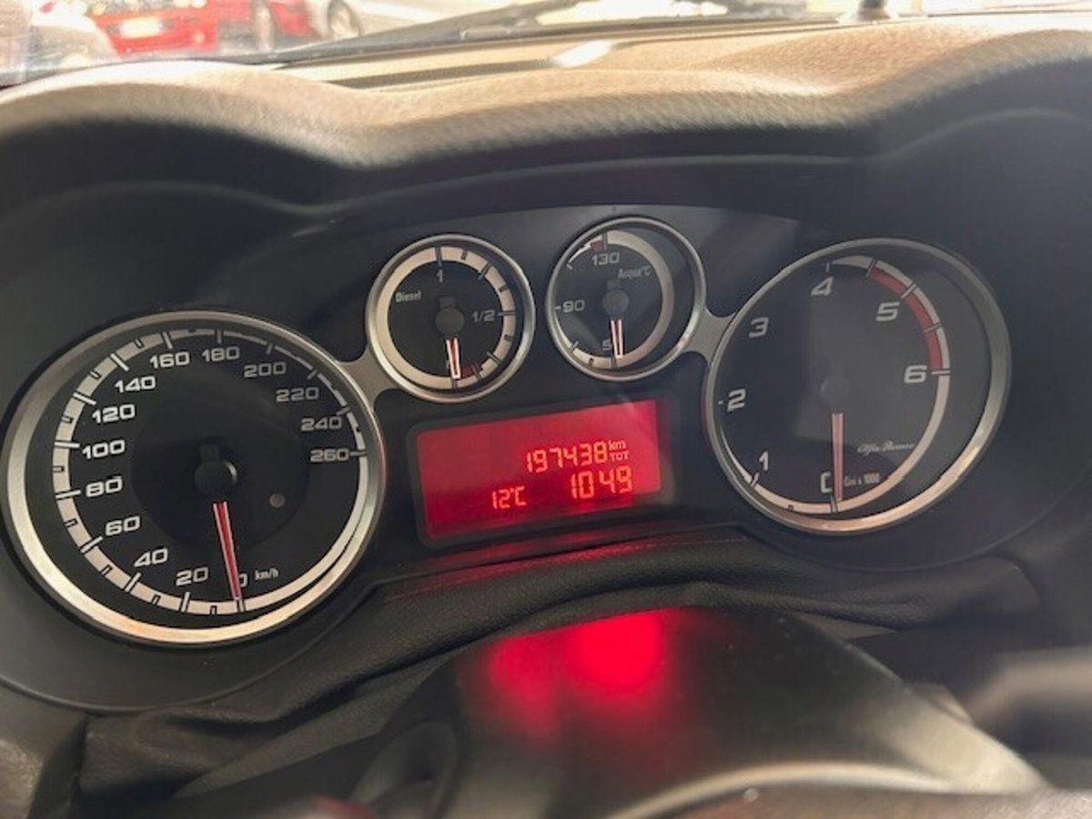 Alfa Romeo MiTo 1.3 JTDm-2 95 CV S&S Progression (13)