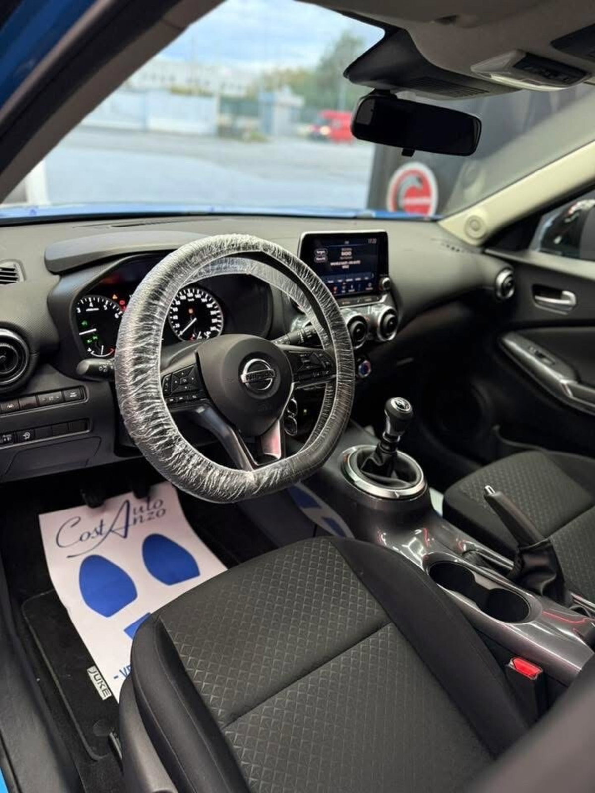 Nissan Juke 1.0 dig-t Tekna 114cv (8)
