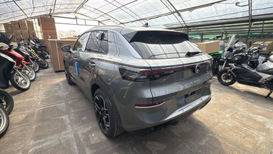 Volkswagen T-Roc 1.5 etsi Life 115cv dsg (5)