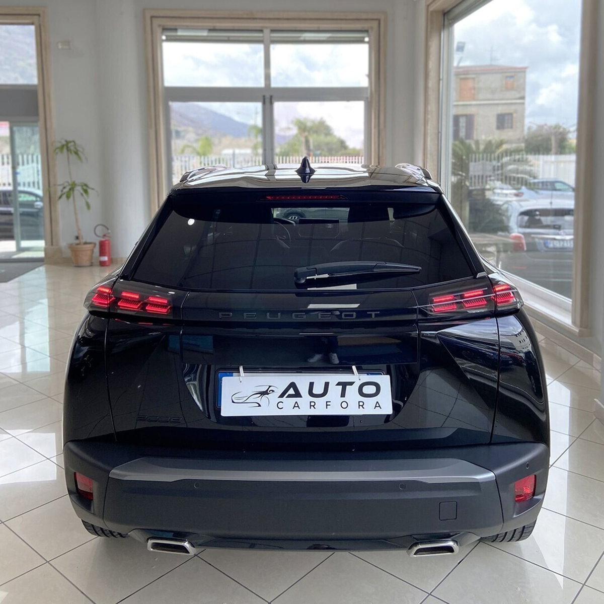 Peugeot 2008 1.2 puretech Allure s&s 130cv eat8 (3)