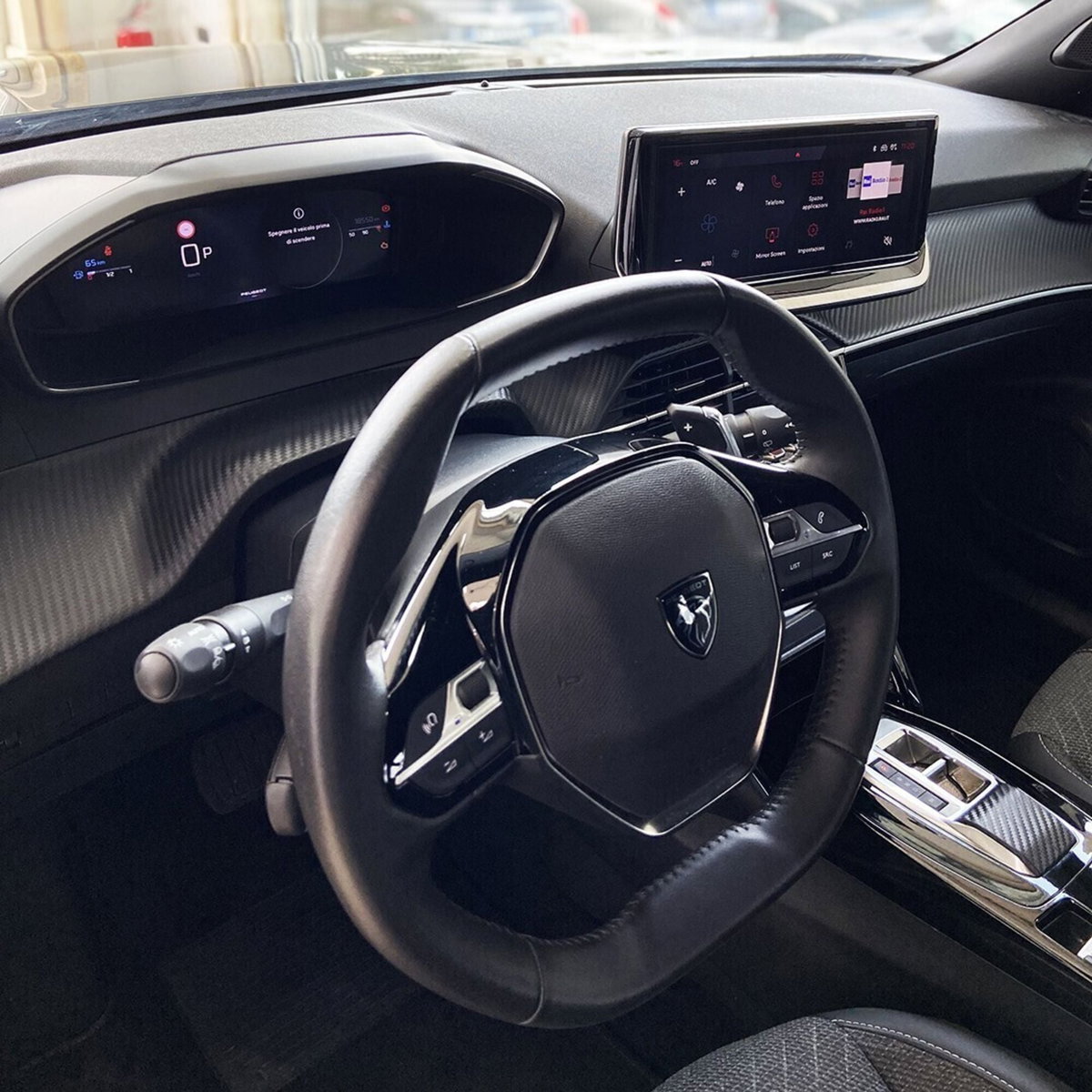 Peugeot 2008 1.2 puretech Allure s&s 130cv eat8 (7)