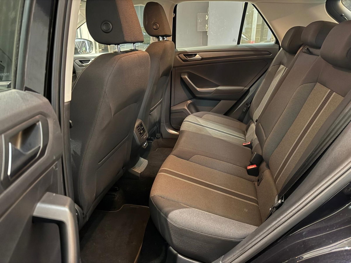 Volkswagen T-Roc 2.0 TDI SCR 150 CV DSG Business BlueMotion Technology (14)