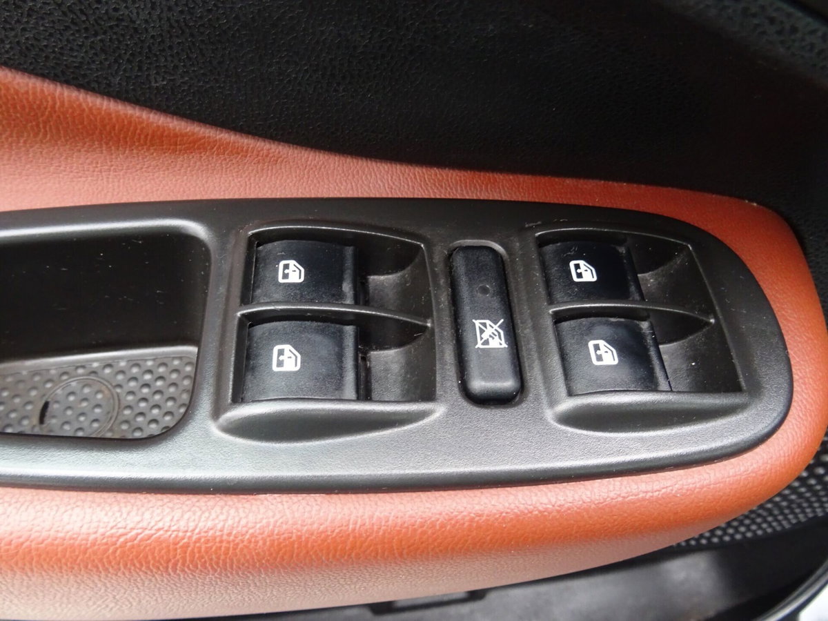 Fiat 500L 1.3 Multijet 85 CV Trekking (16)