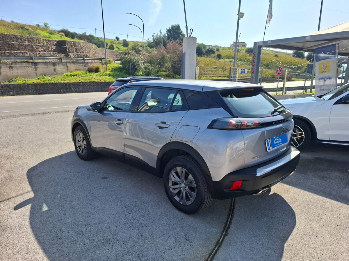 Peugeot 2008 PureTech 130 S&S EAT8 Active Pack (4)