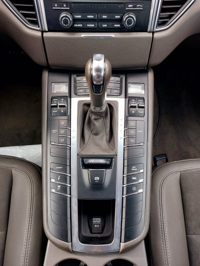Porsche Macan S (12)