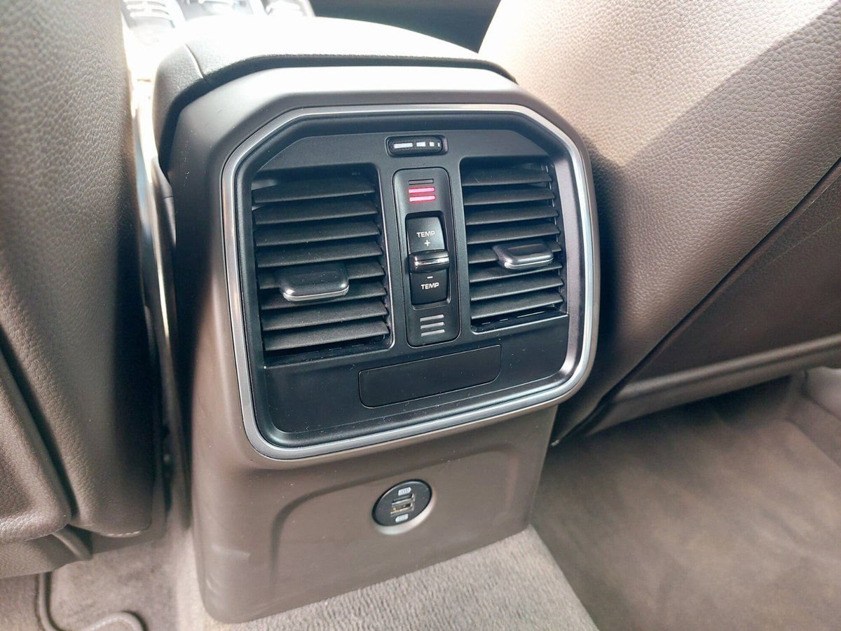 Porsche Macan S (16)
