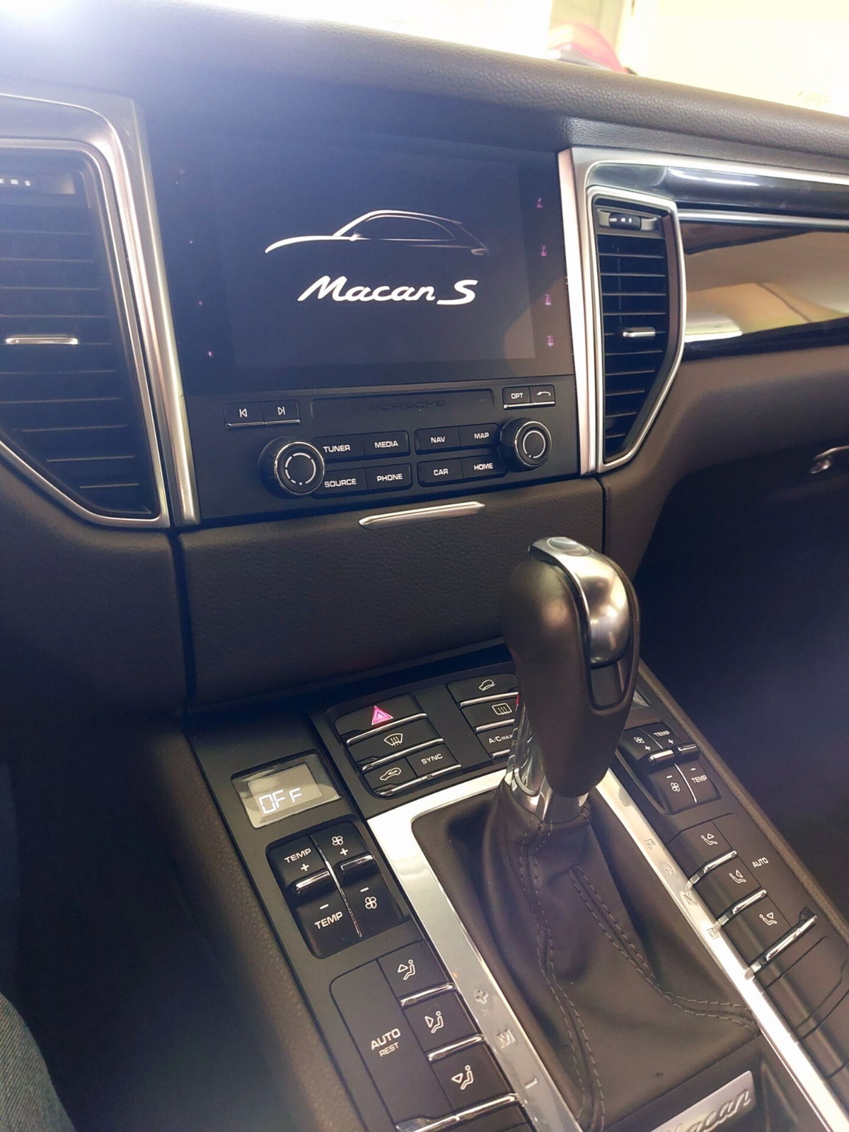 Porsche Macan S (8)