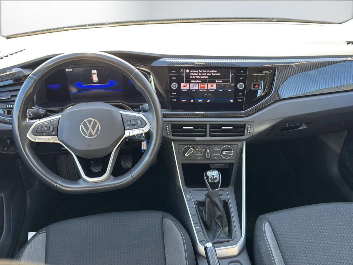 Volkswagen Polo 1.0 tsi Life 95cv (4)