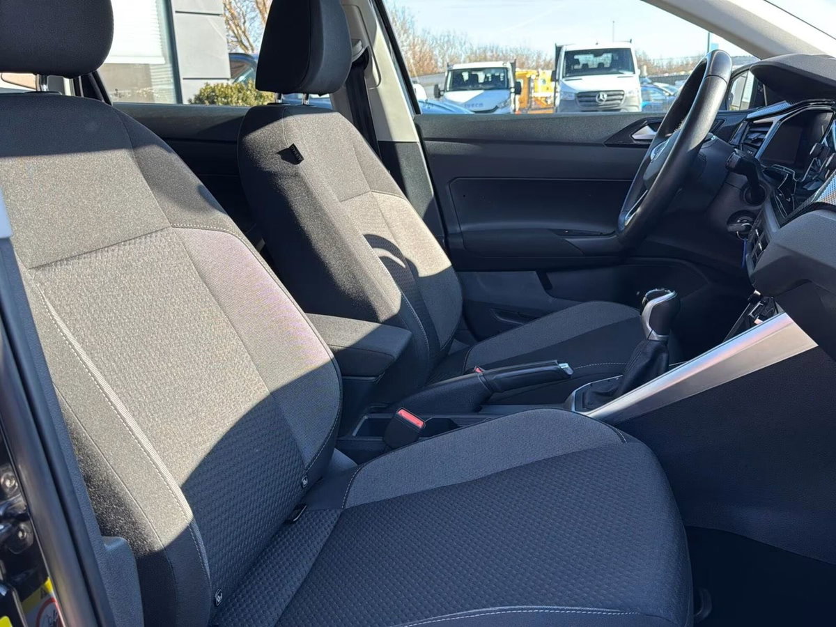 Volkswagen Polo 1.0 tsi Life 95cv (6)