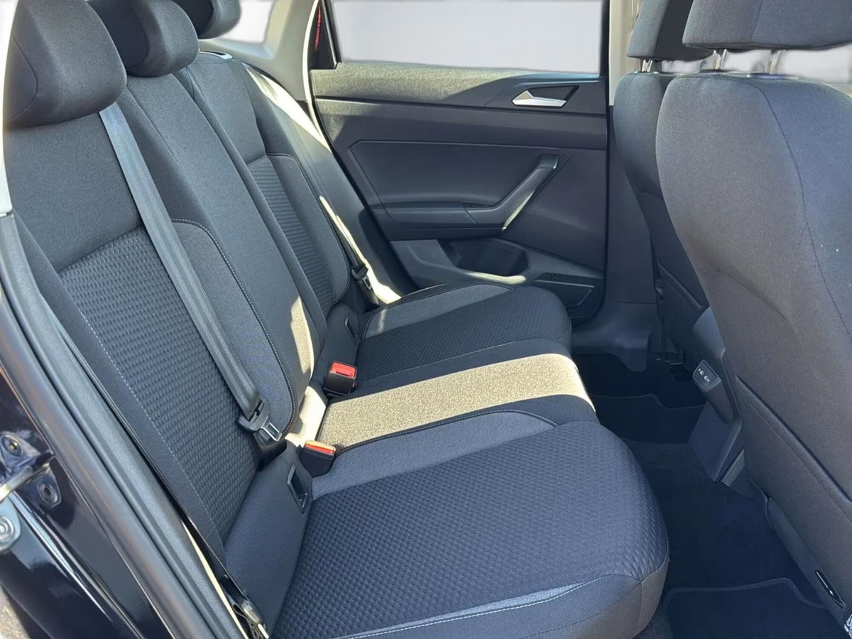 Volkswagen Polo 1.0 tsi Life 95cv (7)