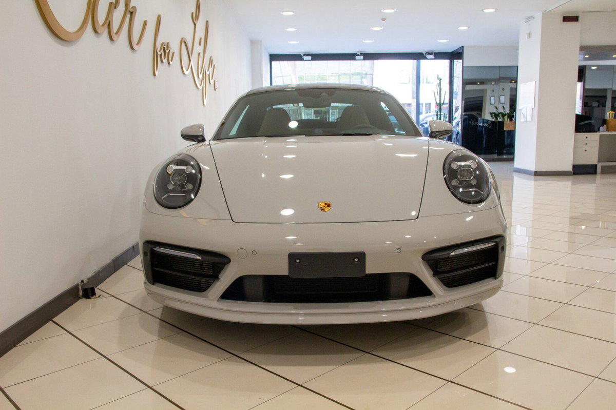 Porsche 911 Coupé Carrera 4S (13)