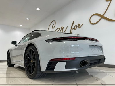 Porsche 911 Coupé Carrera 4S (15)