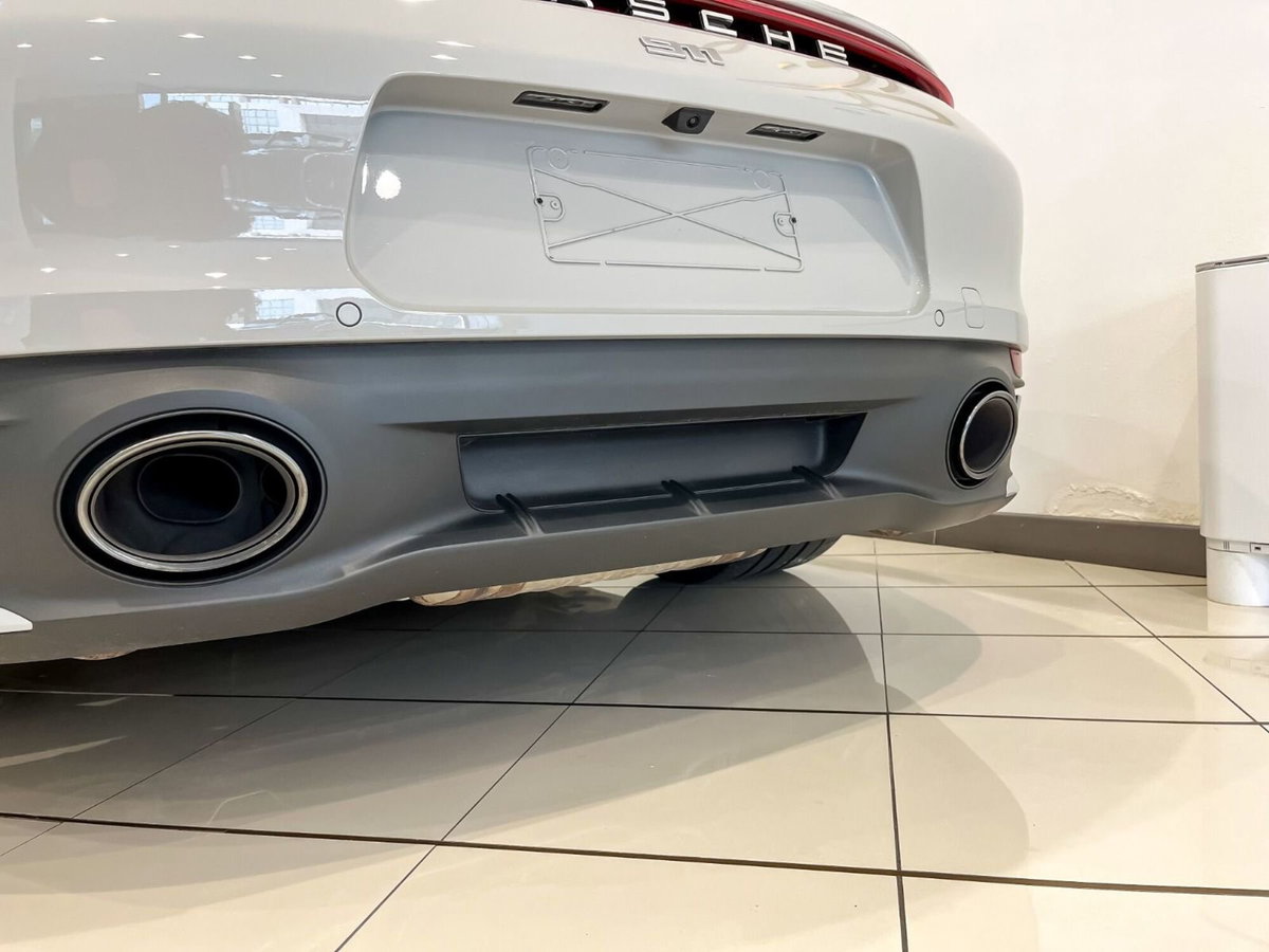 Porsche 911 Coupé Carrera 4S (20)