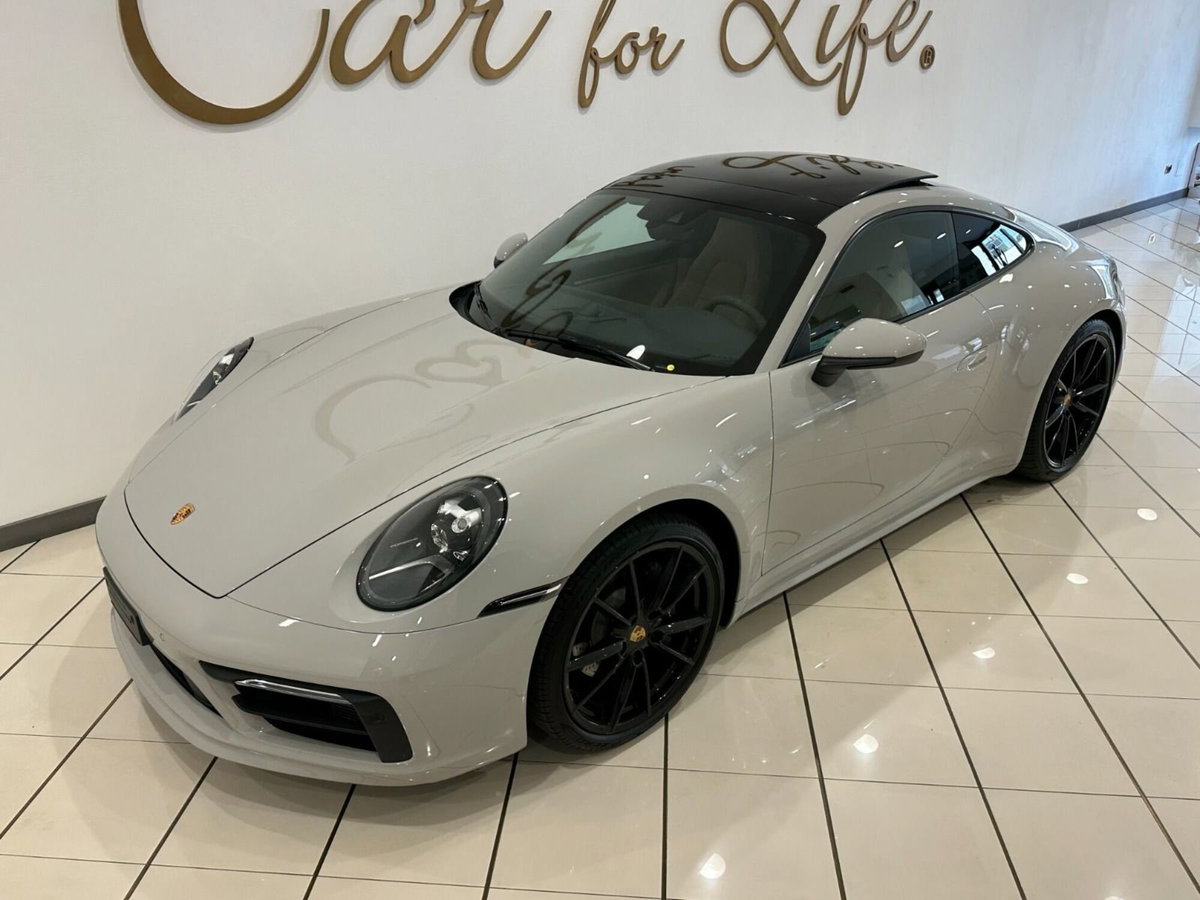 Porsche 911 Coupé Carrera 4S (5)